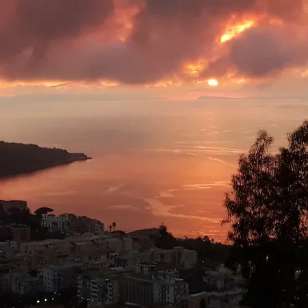 לינה וארוחת בוקר Le Muse